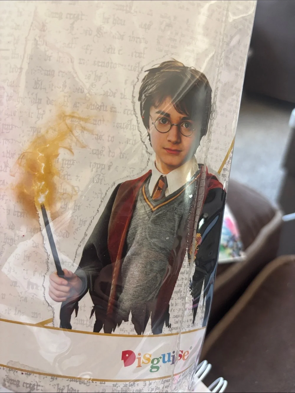 Harry Potter Gryffindor Deluxe Robe & Light Up Wand Halloween Costume 4/6 Boys